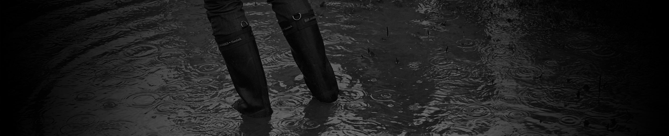 To ben i vand til højt op på gummistøvlerne